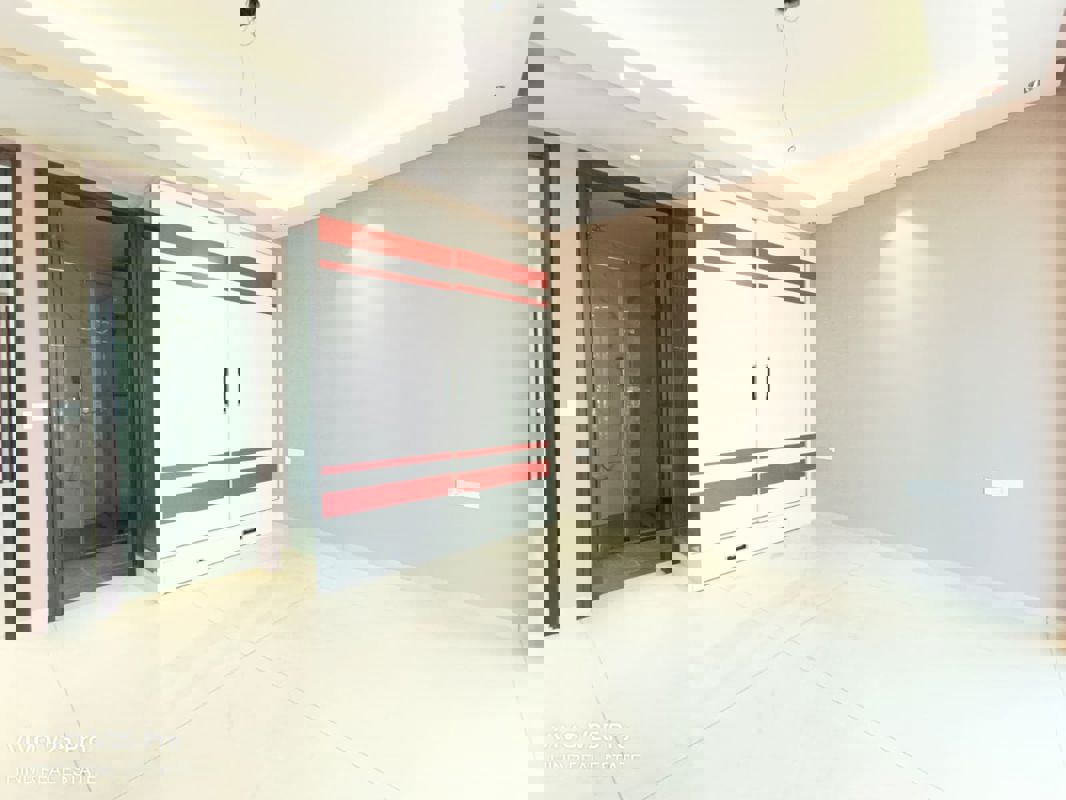 5 BHK Builder Floor For Sale in Sector 4