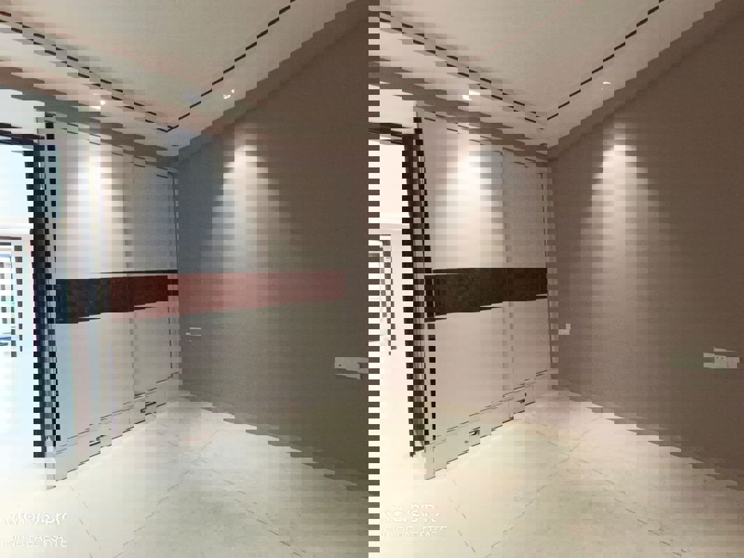 5 BHK Builder Floor For Sale in Sector 4