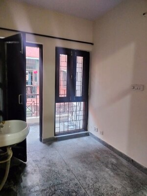 Room in 1 BHK Apartment at Molarband – for Sale