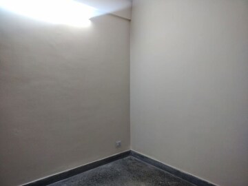 Room in 1 BHK Apartment at Molarband – for Sale