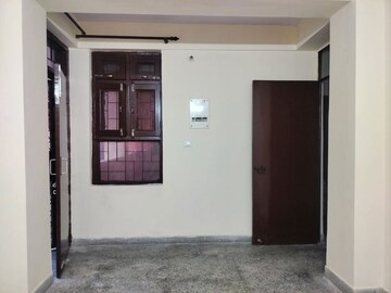 Room in 1 BHK Apartment at Molarband – for Sale