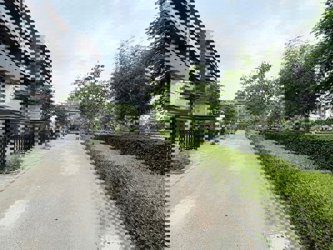 4 BHK Builder Floor For Sale in Sector 65