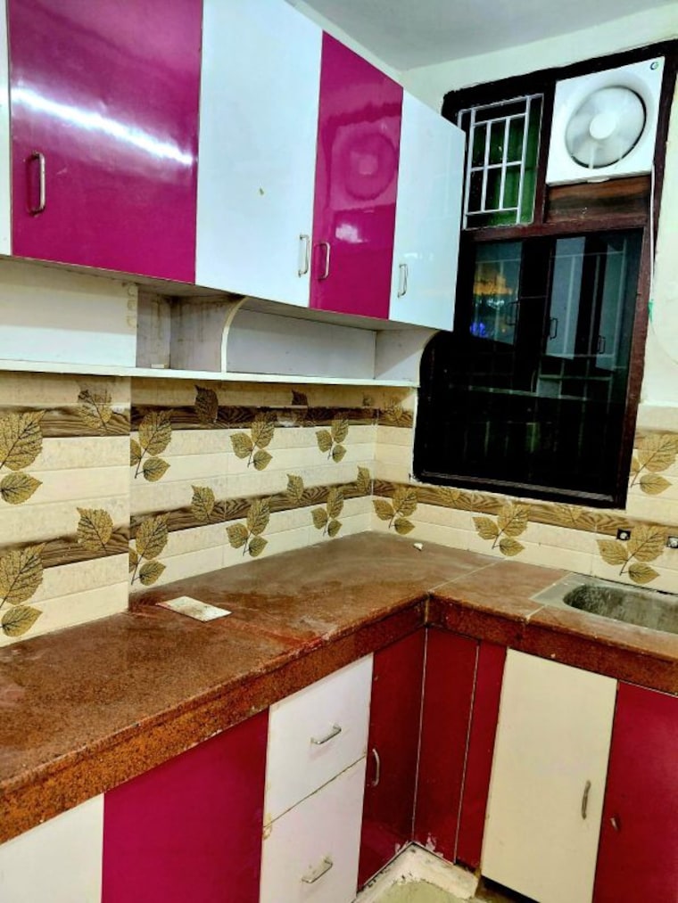 Kitchen, shalimar garden 1.5 Bedroom 525 Sq.Ft. Builder Floor In Shalimar Garden Ghaziabad 9769771