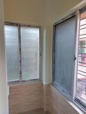 Room in 2 BHK Builder Floor at Behala Chowrasta – for Rent