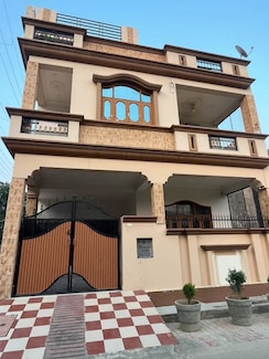 Pg For Rent in Gomti Nagar