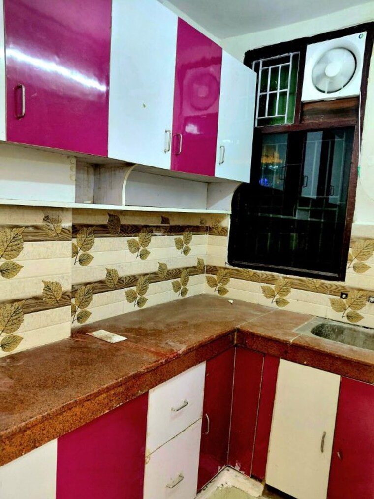 Kitchen, shalimar garden 1.5 Bedroom 577 Sq.Ft. Builder Floor In Shalimar Garden Ghaziabad 9769776