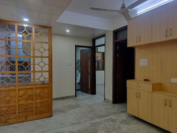 Room in 2 BHK Apartment at Molarband – for Sale