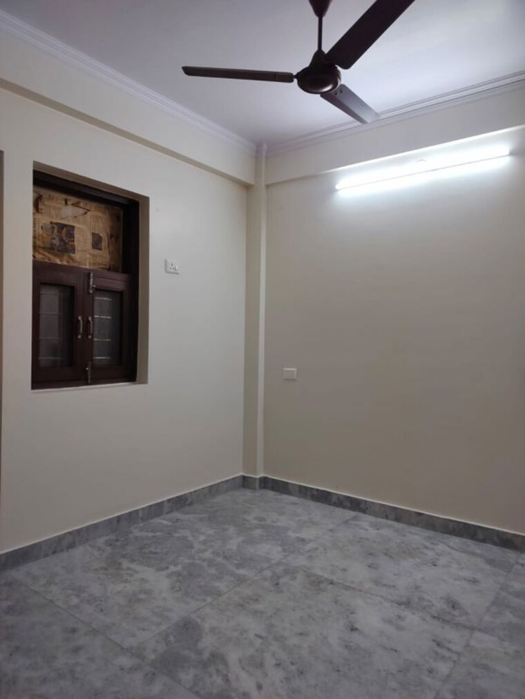 Room, molarband 2 Bedroom 700 Sq.Ft. Apartment In Molarband Delhi 9769927
