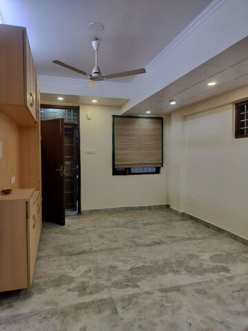Room in 2 BHK Apartment at Molarband – for Sale