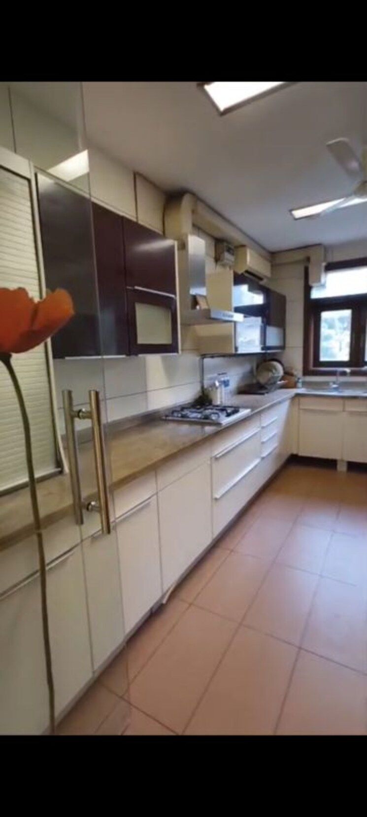 Kitchen, greater kailash i 2 Bedroom 200 Sq.Yd. Builder Floor In Greater Kailash I Delhi 9769954