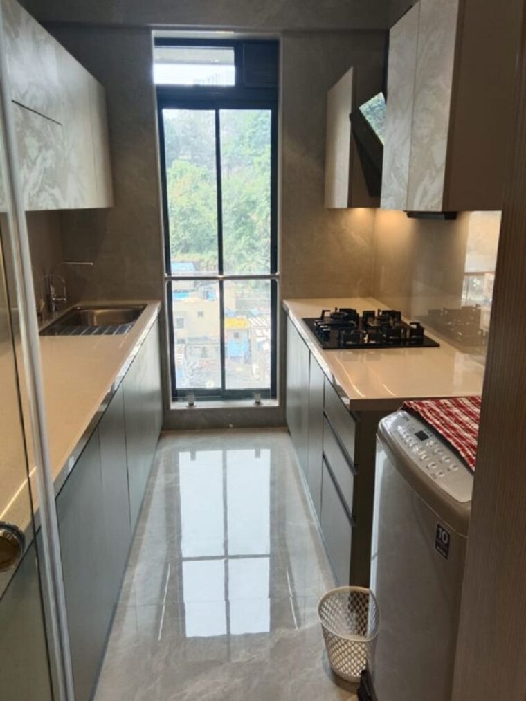 Kitchen, khar west 2 Bedroom 700 Sq.Ft. Apartment In Khar West Mumbai 9769876