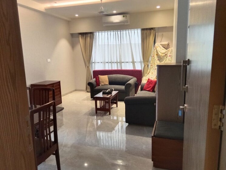 Dining area, khar west 2 Bedroom 700 Sq.Ft. Apartment In Khar West Mumbai 9769876