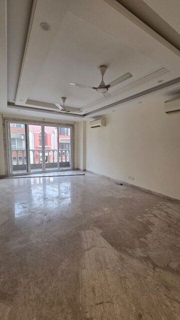 Room in 3 BHK Builder Floor at Greater Kailash I – for Rent