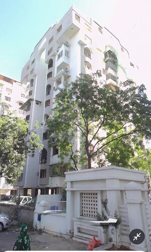 2 BHK Apartment For Rent in Bodakdev