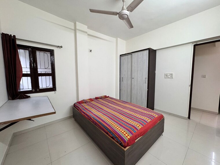 Bedroom, bodakdev 2 Bedroom 1350 Sq.Ft. Apartment In Bodakdev Ahmedabad 9770080