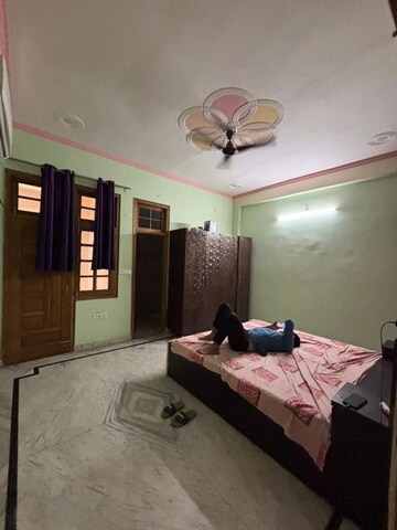Room in  Pg at Gomti Nagar – for Rent