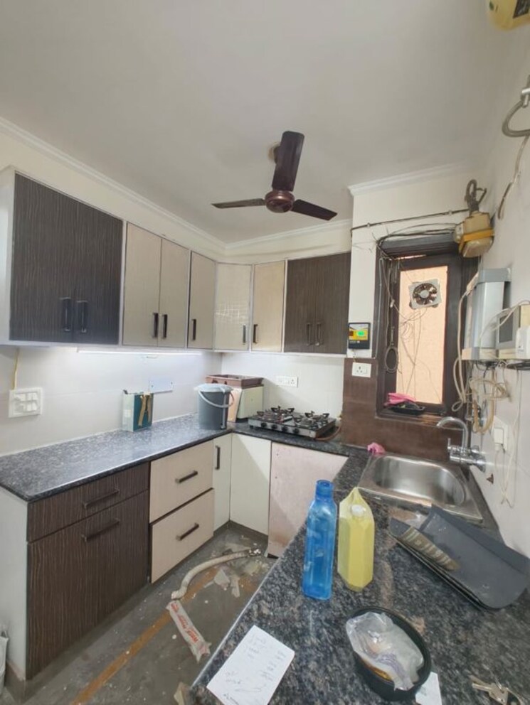 Kitchen, kalkaji 2 Bedroom 100 Sq.Yd. Builder Floor In Kalkaji Delhi 9770091
