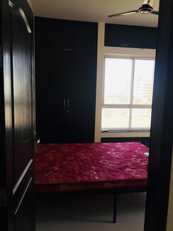 2 BHK + Extra Room Apartment For Sale in Majestique Euriska
