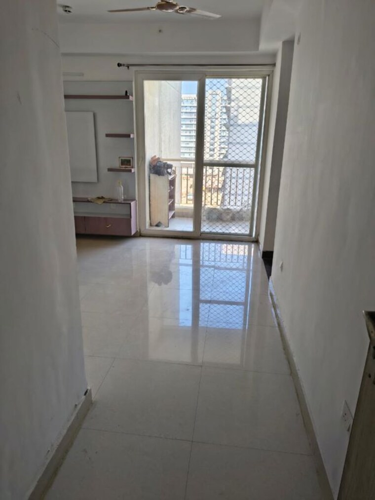 Room, ocean-golden-1 3 Bedroom 1280 Sq.Ft. Apartment In Tech Zone 4 Greater Noida Greater Noida 9770216