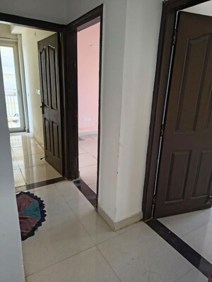 Building Lobby in 3 BHK Apartment at Ocean Golden 1, Tech Zone 4 Greater Noida – for Rent