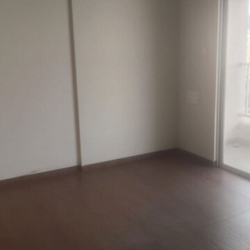 Room in 2.5 BHK Apartment at Austin Arena, Mumbai Bangalore Highway – for Rent