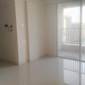 Room in 3 BHK Apartment at Austin Arena, Mumbai Bangalore Highway – for Rent