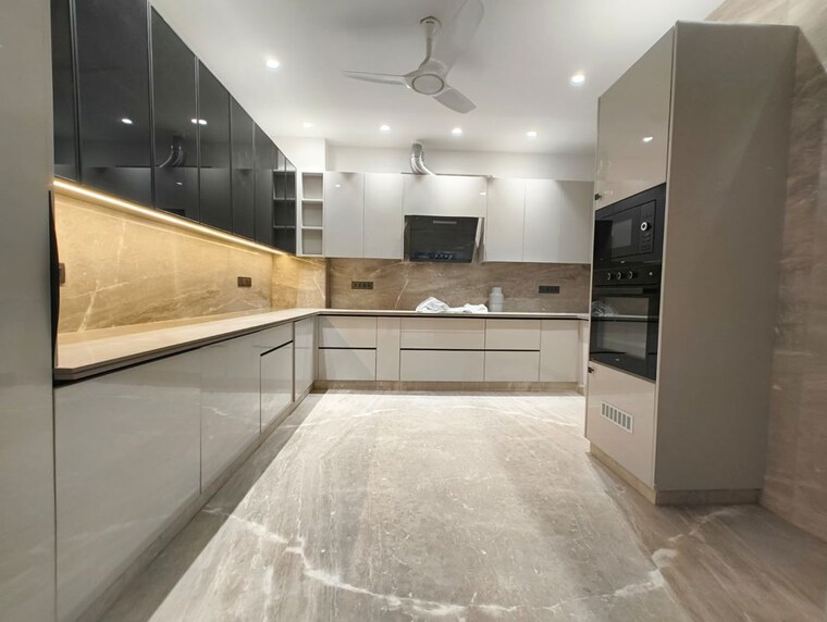 Kitchen, greater kailash i 4 Bedroom 300 Sq.Yd. Builder Floor In Greater Kailash I Delhi 9770335