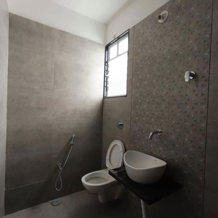 Bathroom, pantheon-acorn-park-phase-1 2 Bedroom 728 Sq.Ft. Apartment In Mumbai Bangalore Highway Pune 9770429