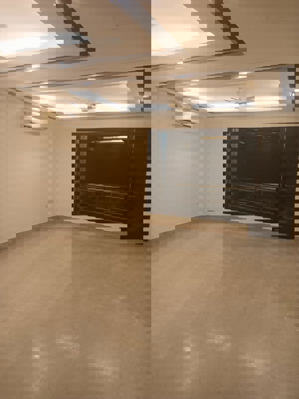 3 BHK + Servant Room Builder Floor For Rent in Greater Kailash II