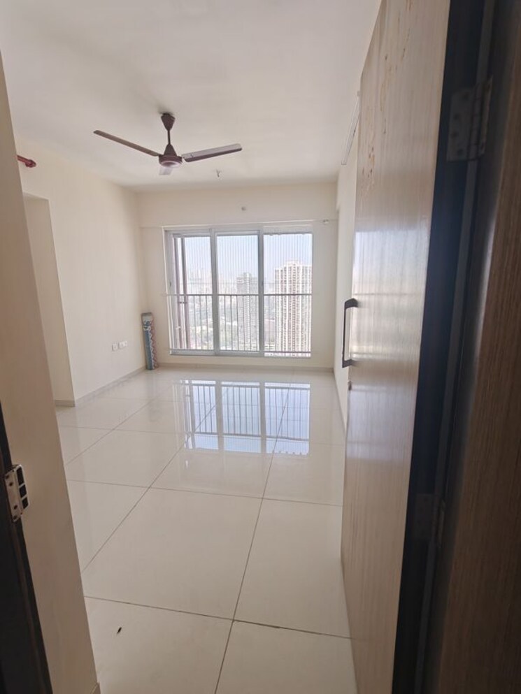 Bathroom, godrej-nest-kandivali 1 Bedroom 430 Sq.Ft. Apartment In Kandivali East Mumbai 9770589