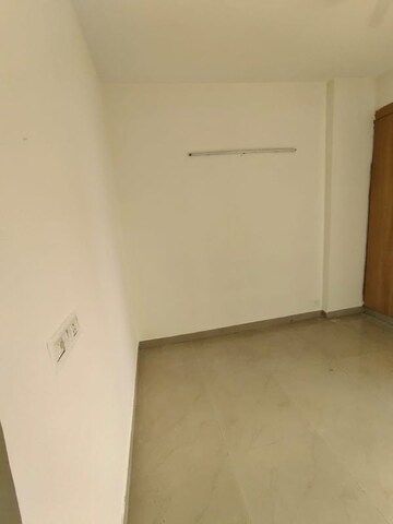 Room in 2 BHK Apartment at Shree Vardhman Green Court, Sector 90 – for Rent