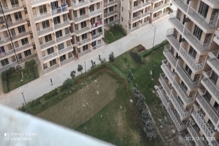 Balcony, shree-vardhman-green-court 2 Bedroom 625 Sq.Ft. Apartment In Sector 90 Gurgaon 9770559