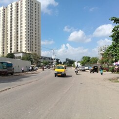 Showroom For Sale in Paranjape Azure