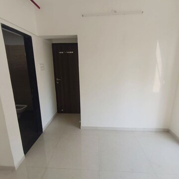 Room in 2 BHK Apartment at Yashraaj Park, Ghodbunder Road – for Rent