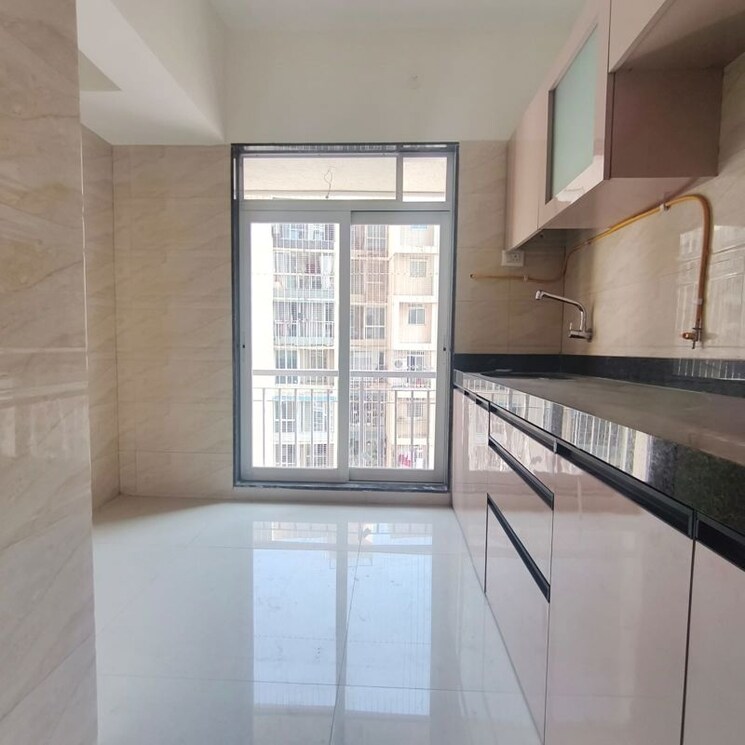 Kitchen, yashraaj-park 2 Bedroom 895 Sq.Ft. Apartment In Ghodbunder Road Thane 9770664