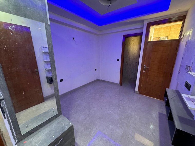 Bedroom, sector 73 2 Bedroom 1055 Sq.Ft. Builder Floor In Sector 73 Noida 9770712