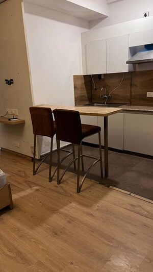 2 BHK Apartment For Rent in Prateek Wisteria, Sector 77