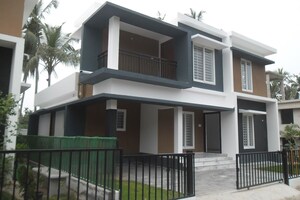 3 BHK Independent House For Sale in Vytilla
