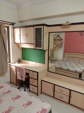 Kitchen in 2 BHK Apartment at Raheja Sherwood, Goregaon East – for Rent