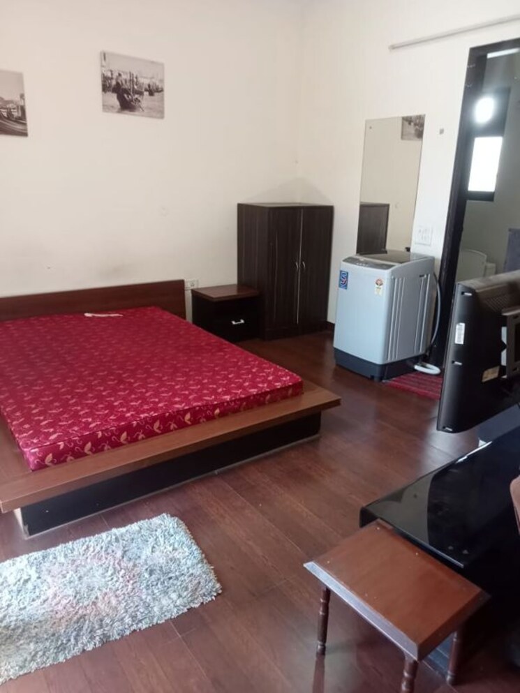 Bedroom, sector 46 1 RK 400 Sq.Ft. Independent House In Sector 46 Noida 9770875