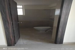 2 BHK Apartment For Rent in Shree Vardhman Green Court