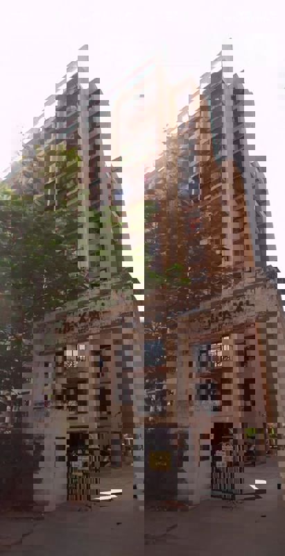 2 BHK + Extra Room Apartment For Rent in Tulsi Kamal