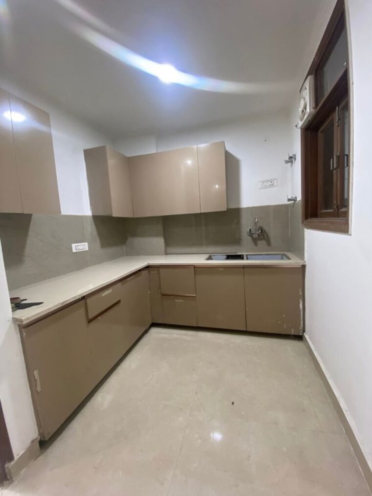 Kitchen, chattarpur 3 Bedroom 1500 Sq.Ft. Apartment In Chattarpur Delhi 9770885