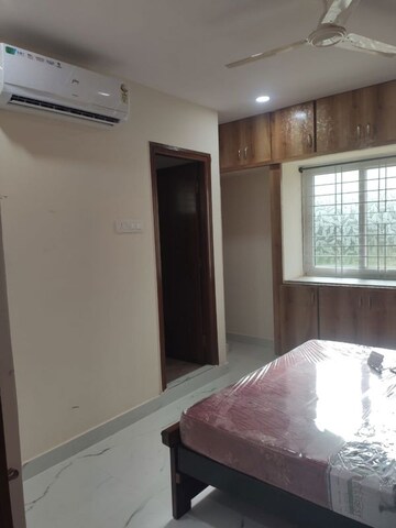 Room in 2 BHK Apartment at Chandra Vihar Madhapur, Madhapur – for Rent