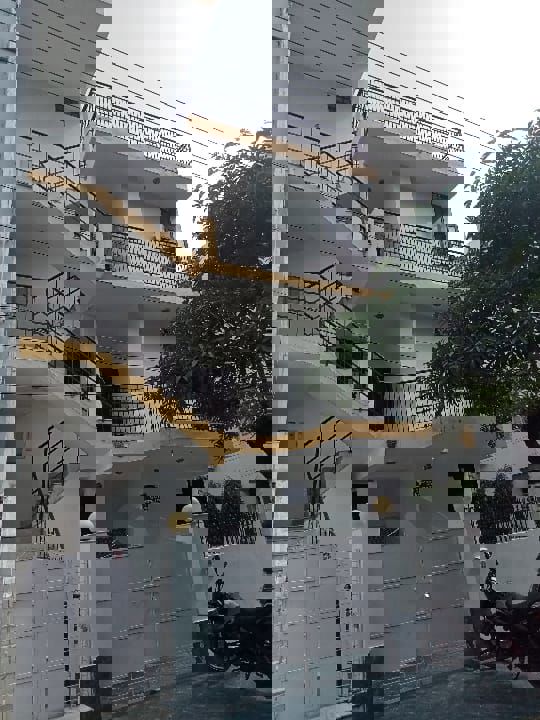 6+ BHK Independent House For Sale in RWA Apartments Sector 47