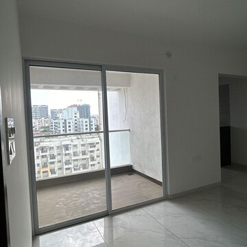 Room in 1 BHK Apartment at VJ YashOne Infinitee, Mumbai Bangalore Highway – for Rent