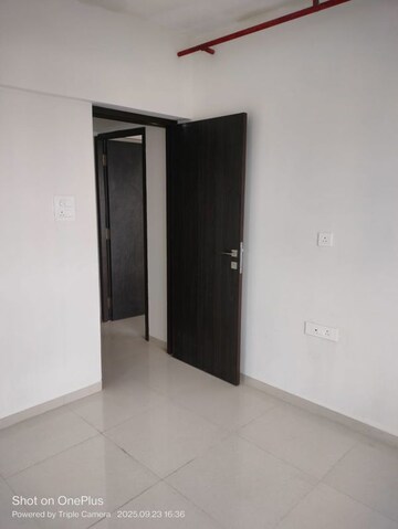 Room in 2 BHK Apartment at Alliance Fortuna Blue, Lower Parel – for Rent
