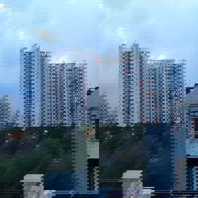 4 BHK + Servant Room 3400 Sq.Ft. Apartment in DLF The Summit