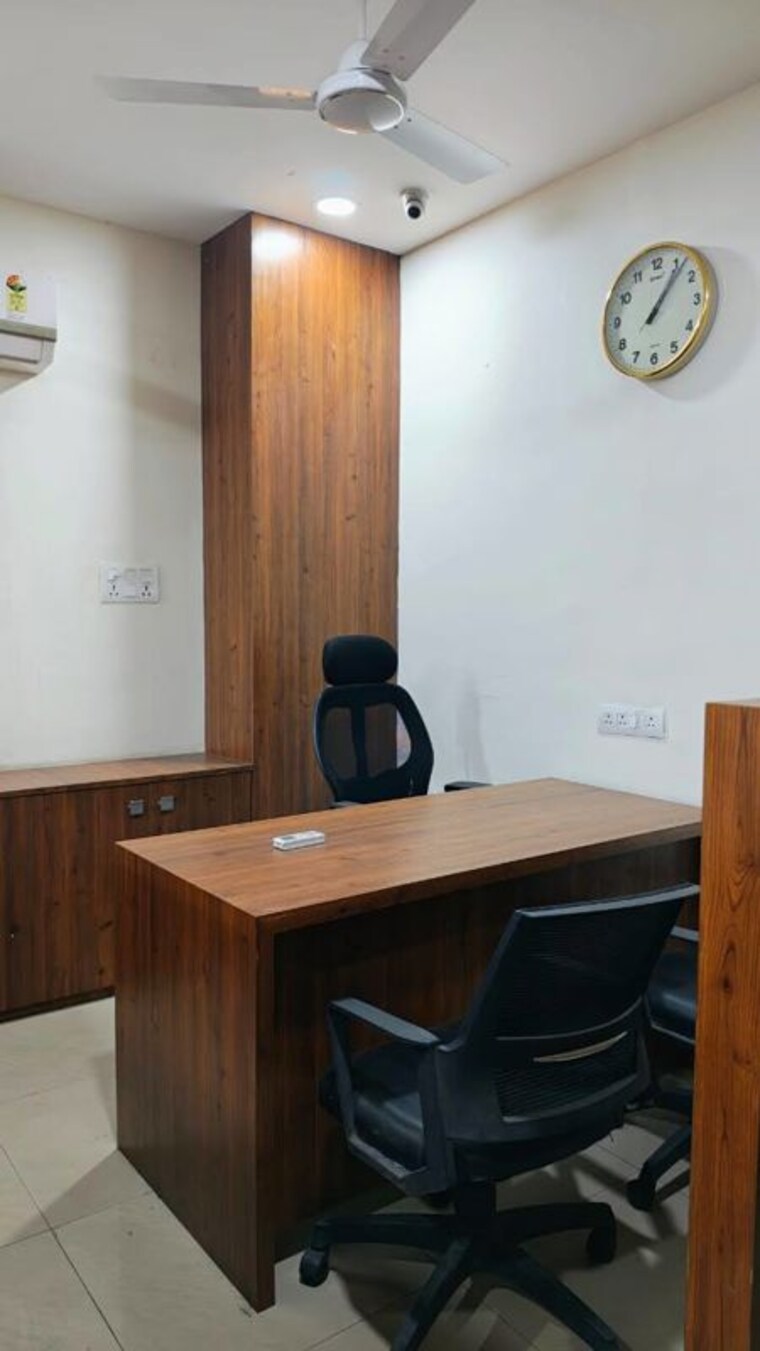Bathroom, fafadih Commercial Office Space 1100 Sq.Ft. In Fafadih Raipur 9770908