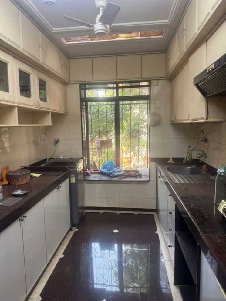 Kitchen, bandra west 2 Bedroom 700 Sq.Ft. Apartment In Bandra West Mumbai 9770958